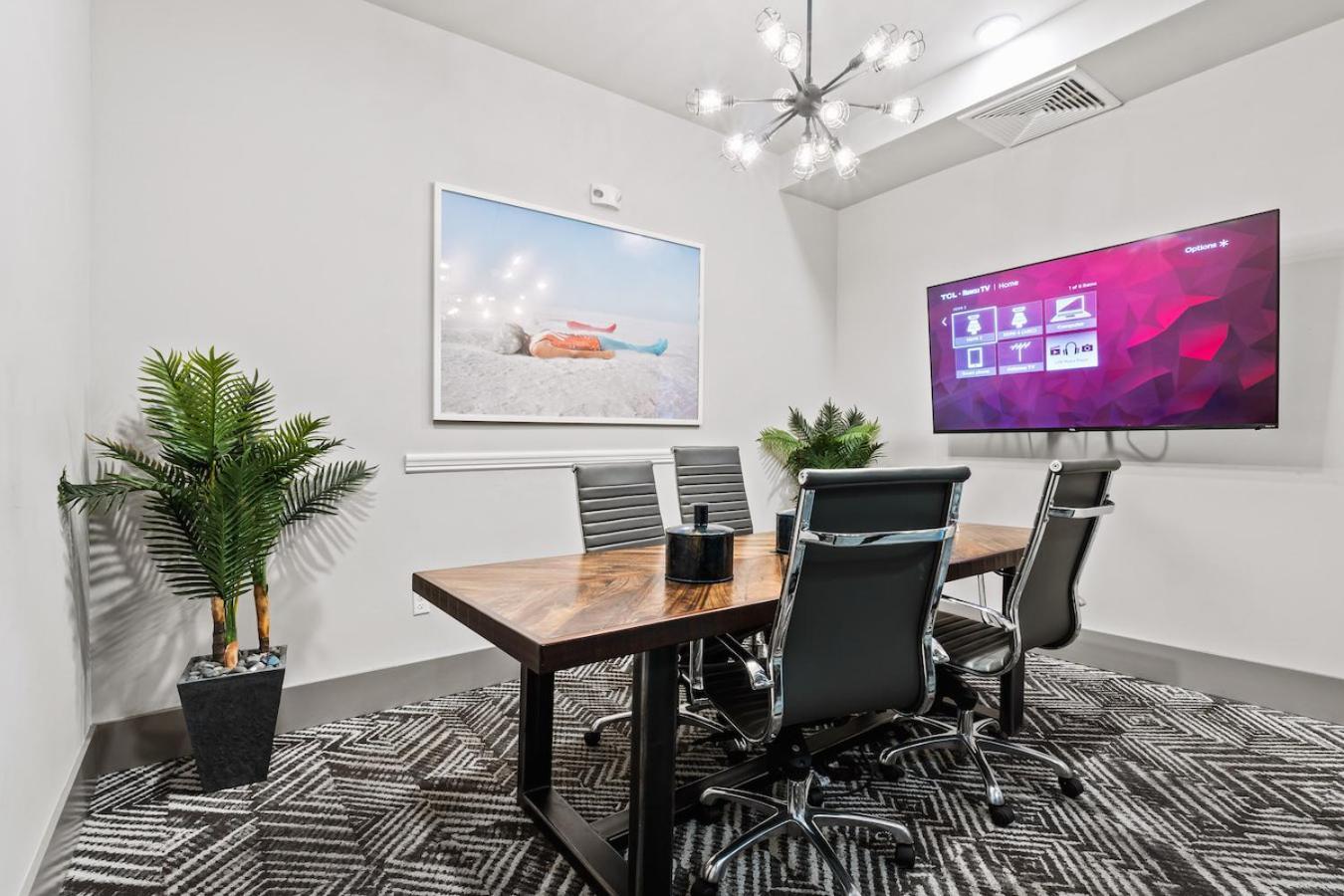 Tropical Field 1 Bed In Downtown With Free Parking Apartment Sankt Petersburg Exterior foto