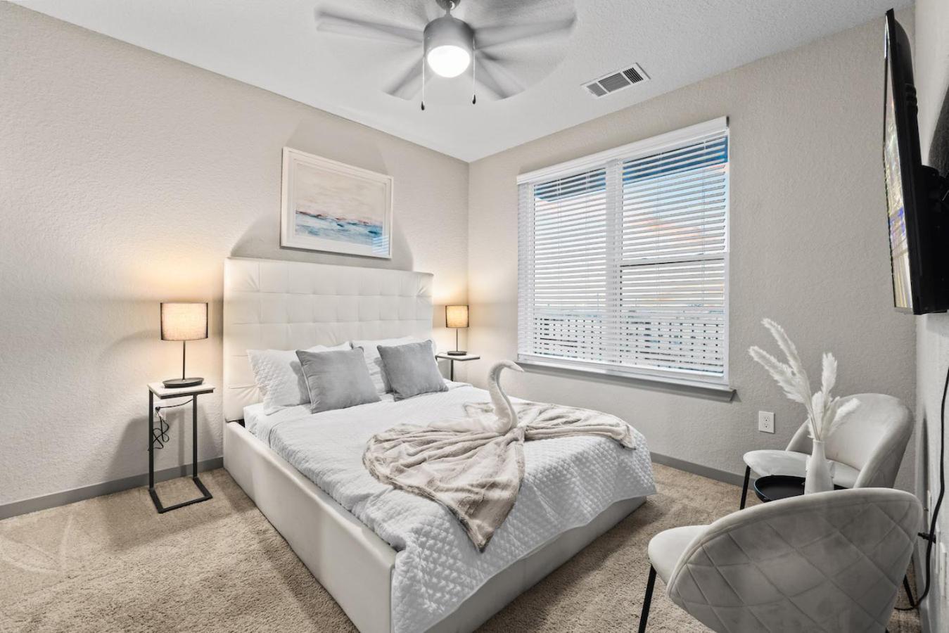 Tropical Field 1 Bed In Downtown With Free Parking Apartment Sankt Petersburg Exterior foto