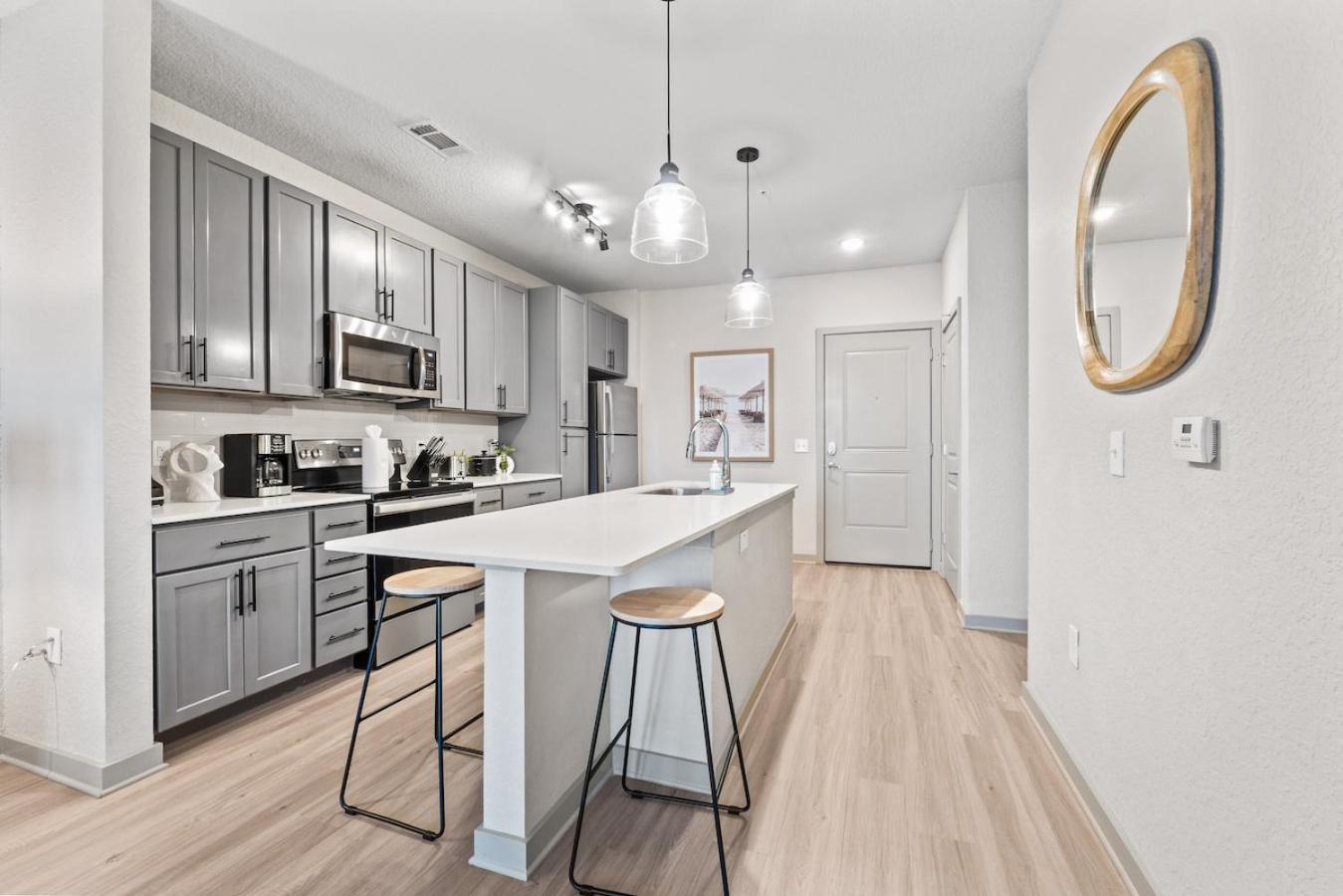 Tropical Field 1 Bed In Downtown With Free Parking Apartment Sankt Petersburg Exterior foto